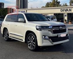 تۆیۆتا لاند کروزەر